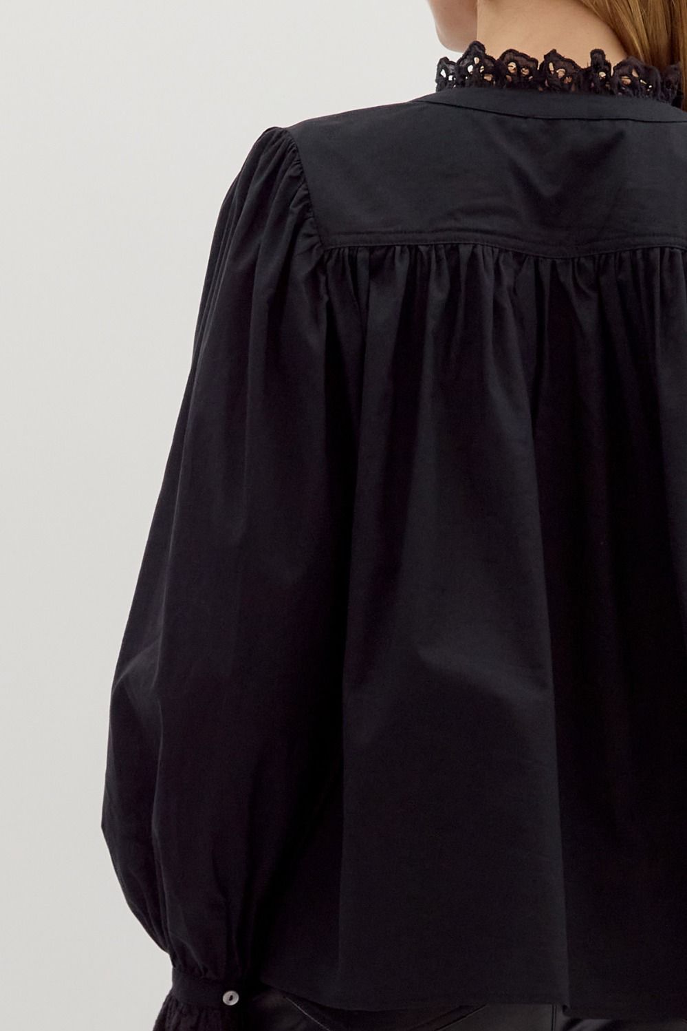 Landslide Top Black