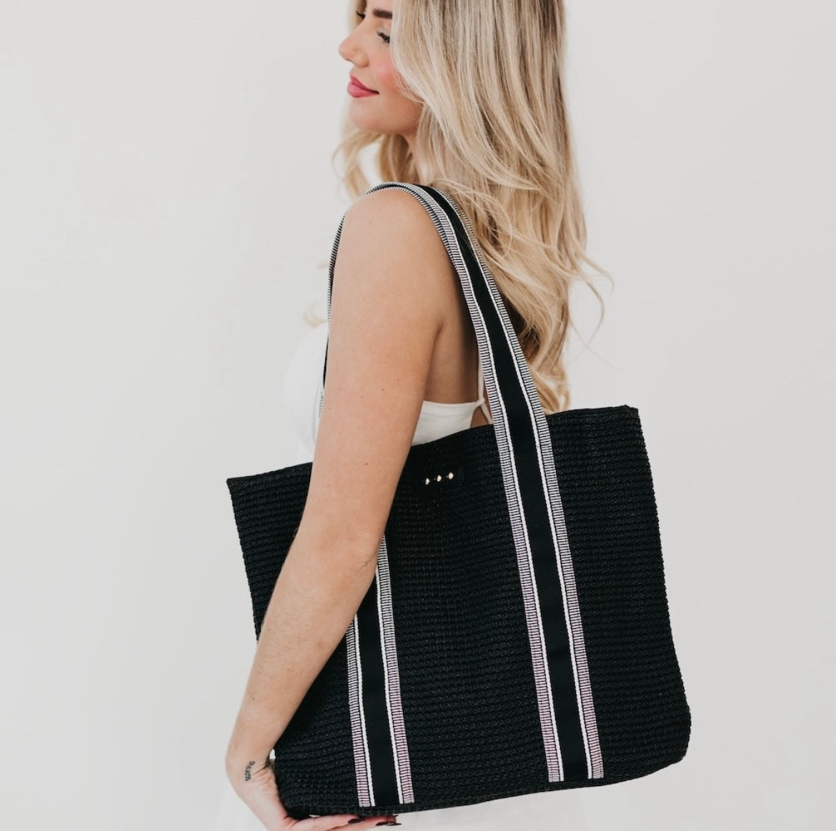 Pretty Simple Raffia Tote Bag Black