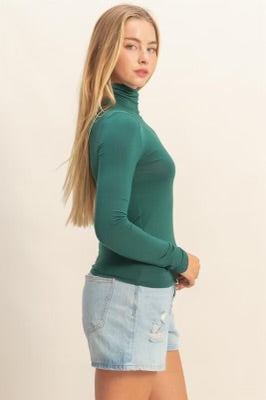 Mountainside Turtleneck Top Green