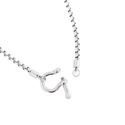 Pretty Simple Lucky Me Horseshoe Toggle Necklace Silver