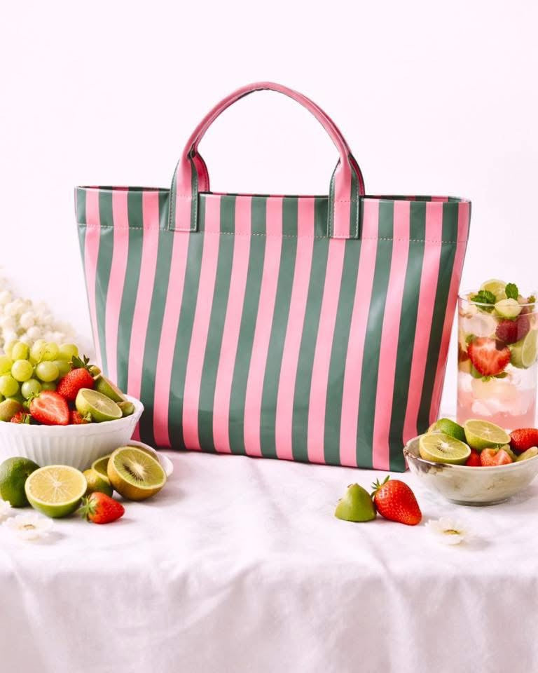 Fun In The Sun Tote Bags