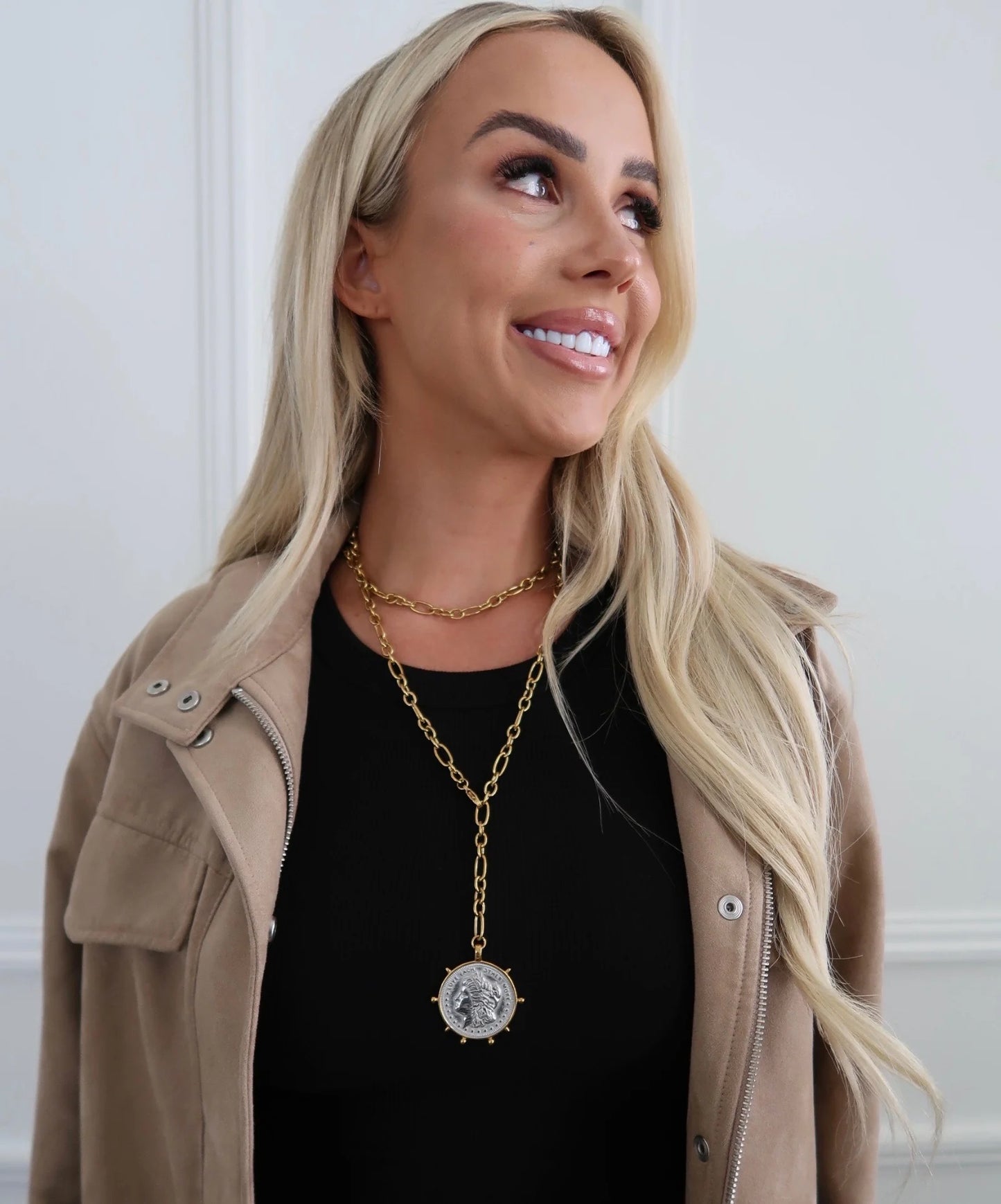 Chansuttpearls Drop Necklace w/ Coin