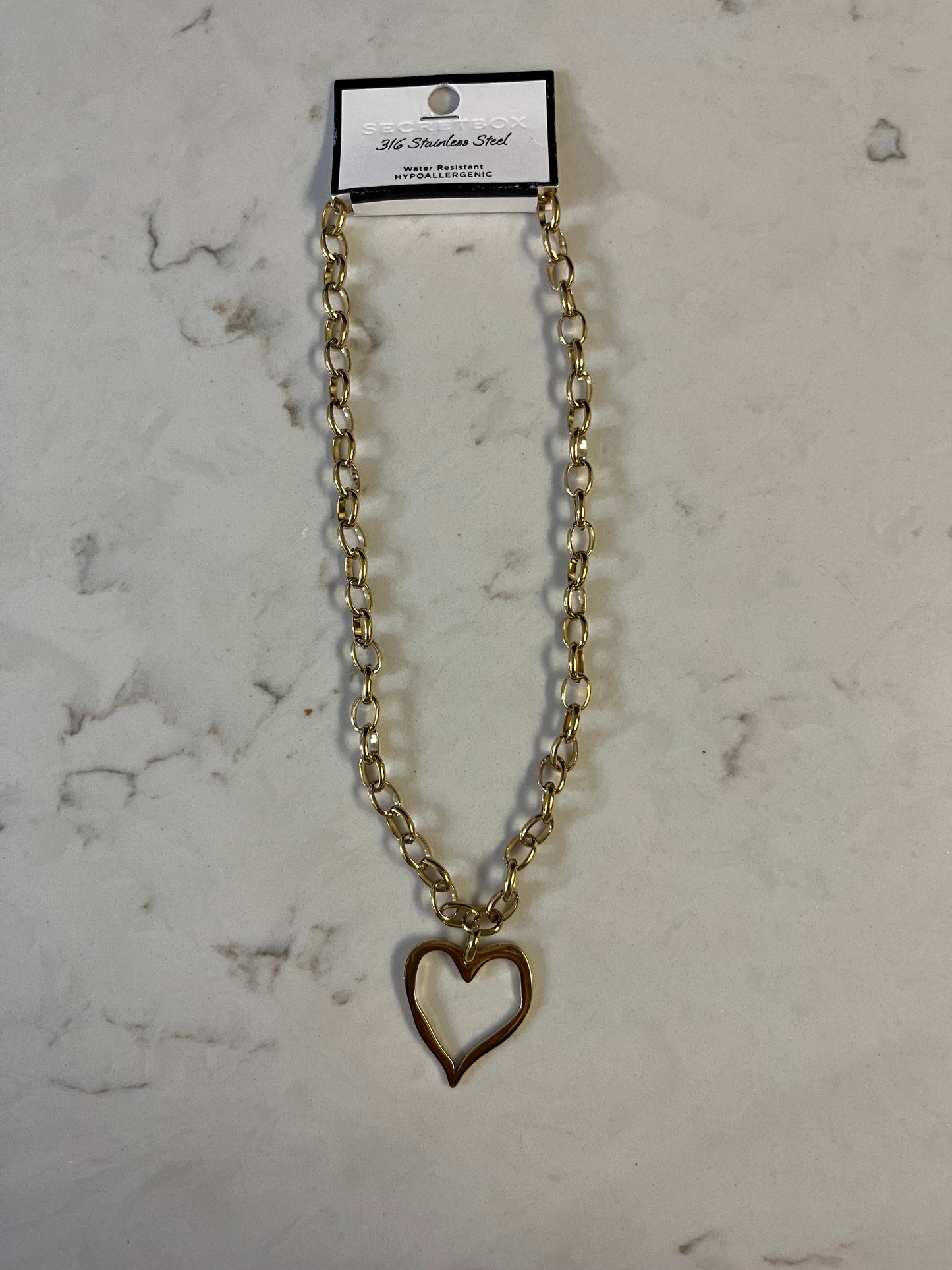Imperfect Heart Necklace Gold