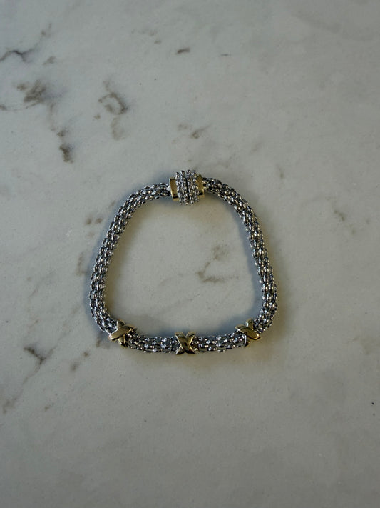 Stuck To Me Magnetic Bracelet