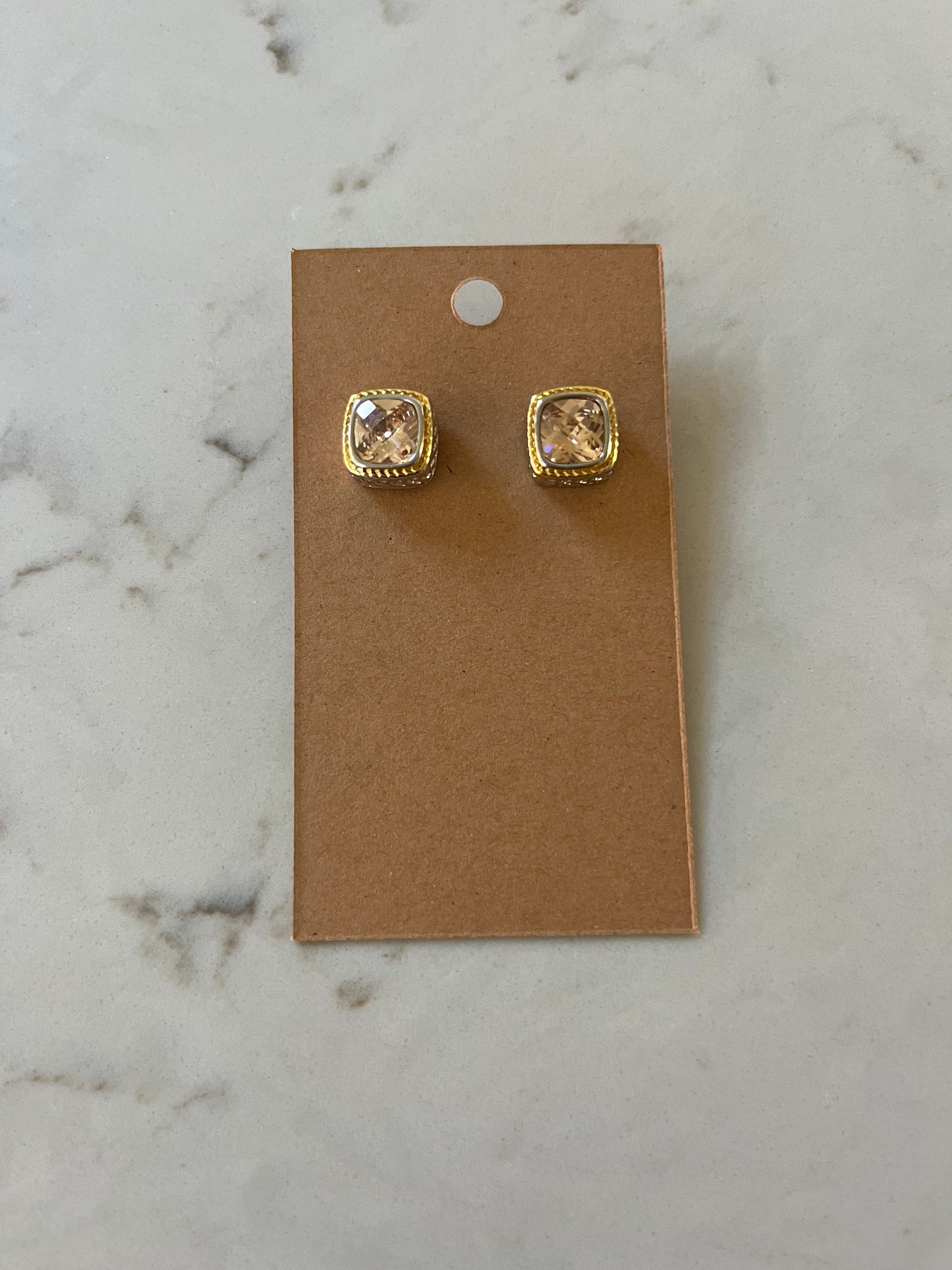 Dazzled Earrings Champagne