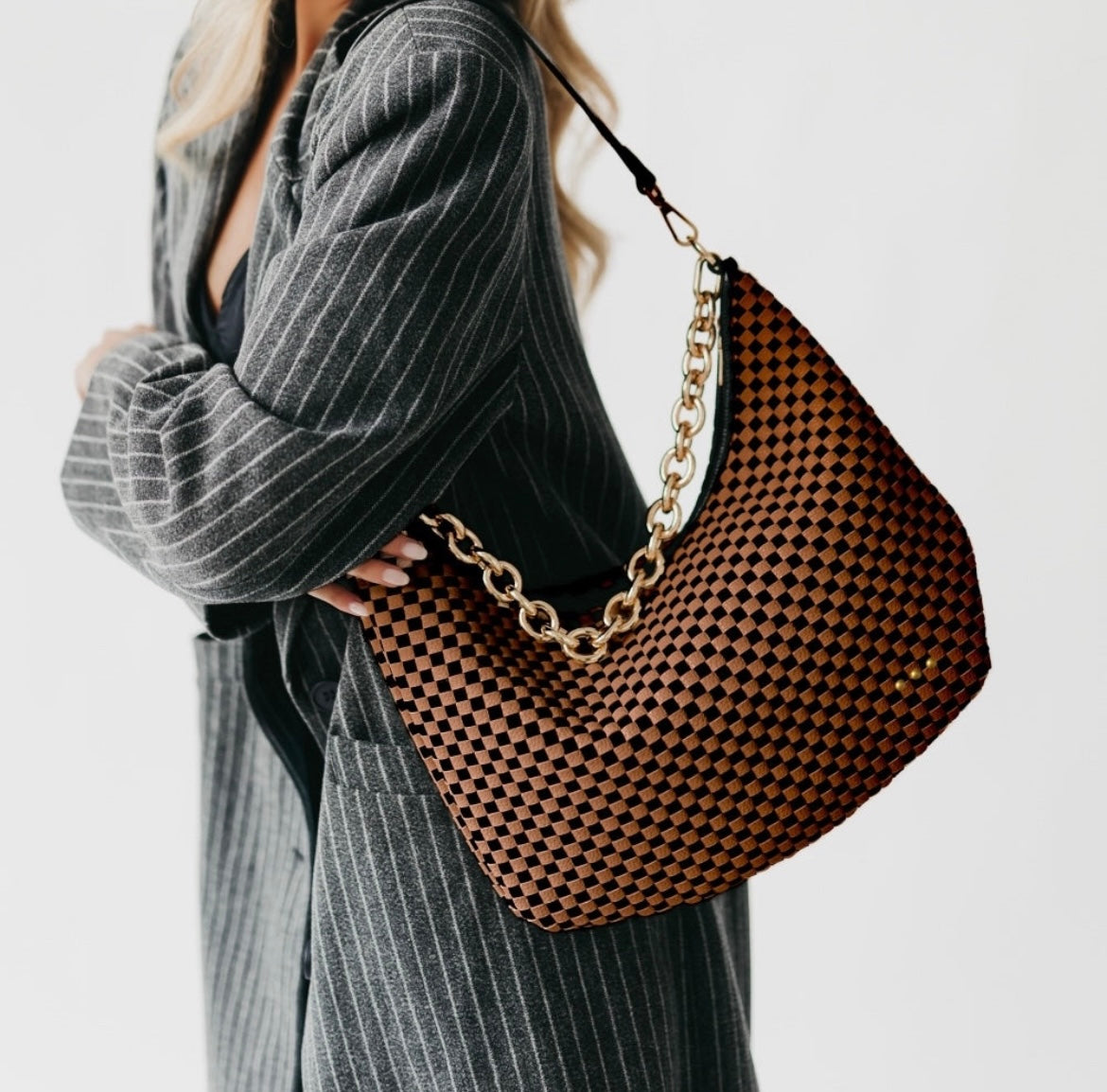 Pretty Simple Shoulder Bag Coffee Checkered
