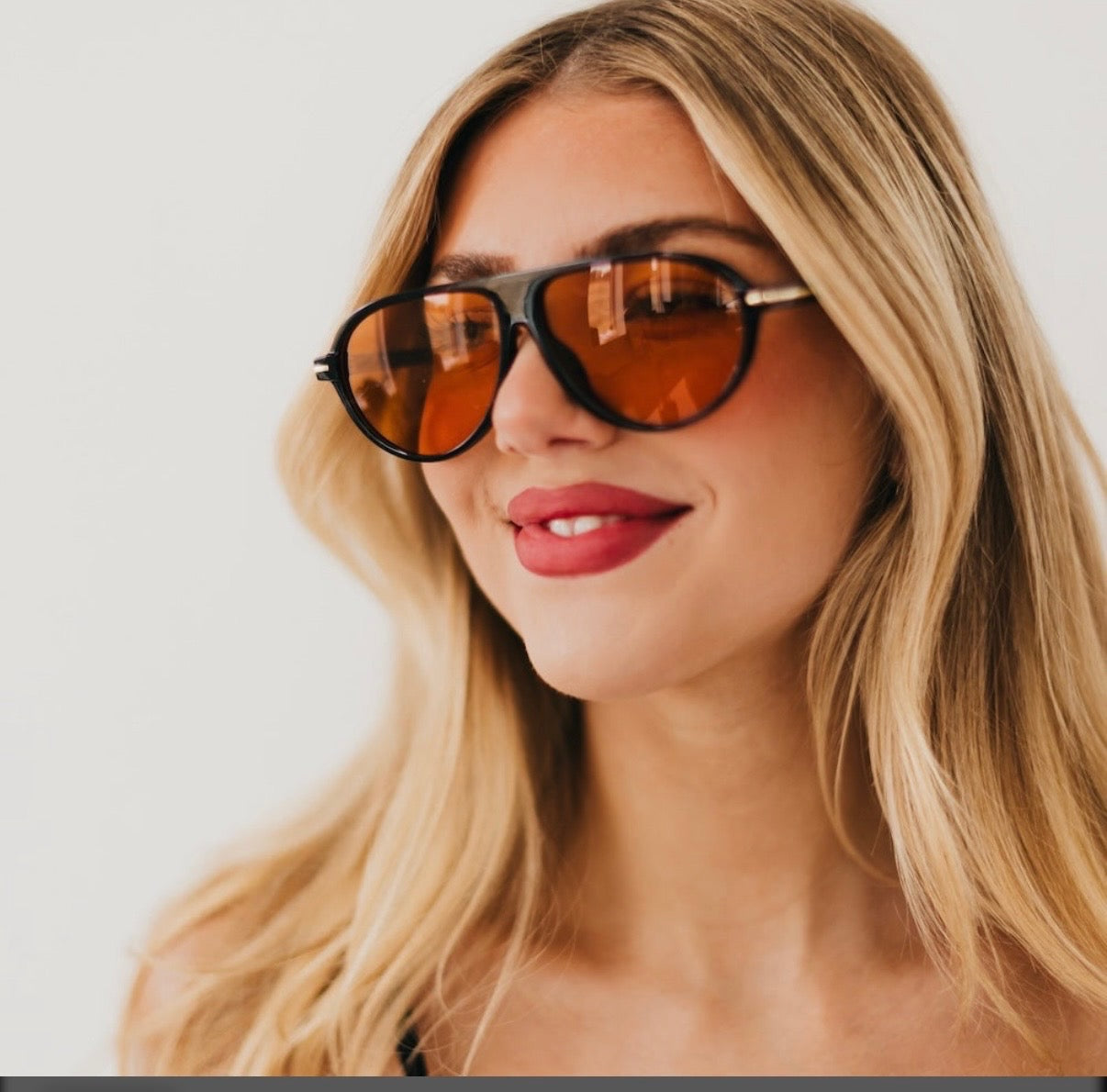 Pretty Simple Retro Flat Aviator Sunglasses Black