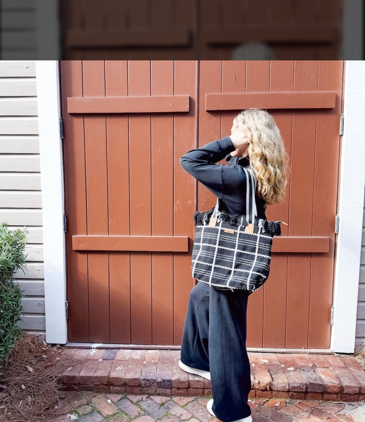 Pretty Simple Fun Fringe Tote