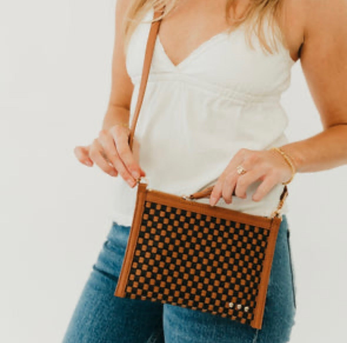 Pretty Simple Veda Woven Crossbody/Clutch Coffee Checkered