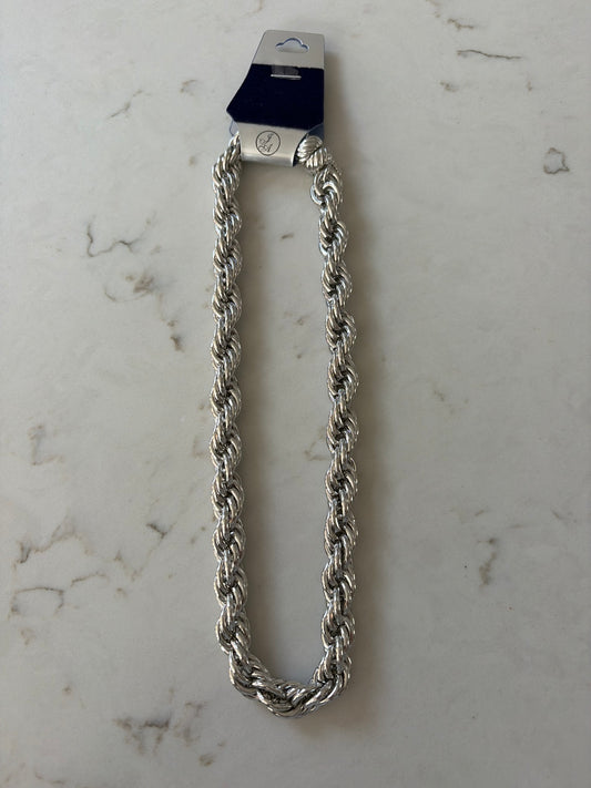 Such A Beaut Necklace