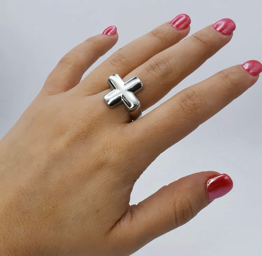 Chunky Cross Ring Silver