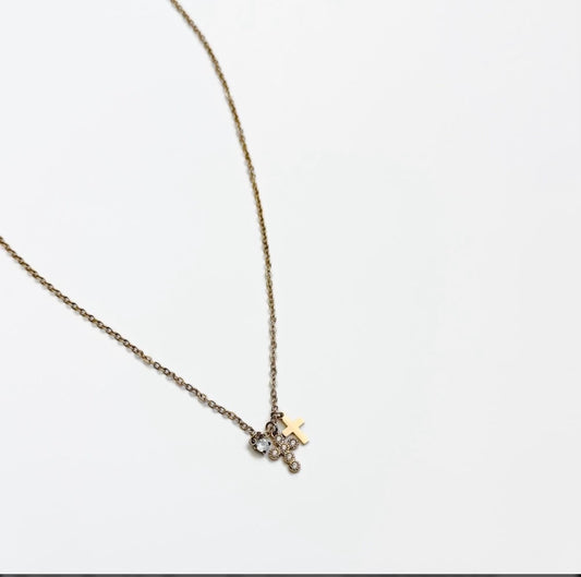 Pretty Simple Double Cross Necklace Gold